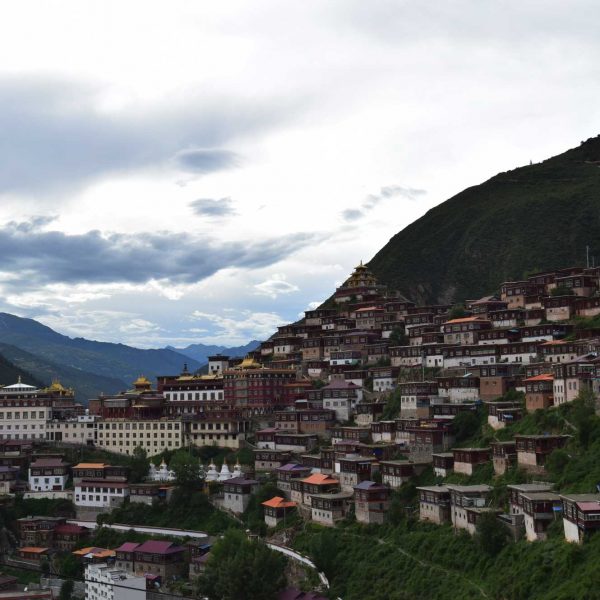 Pelyul monastery