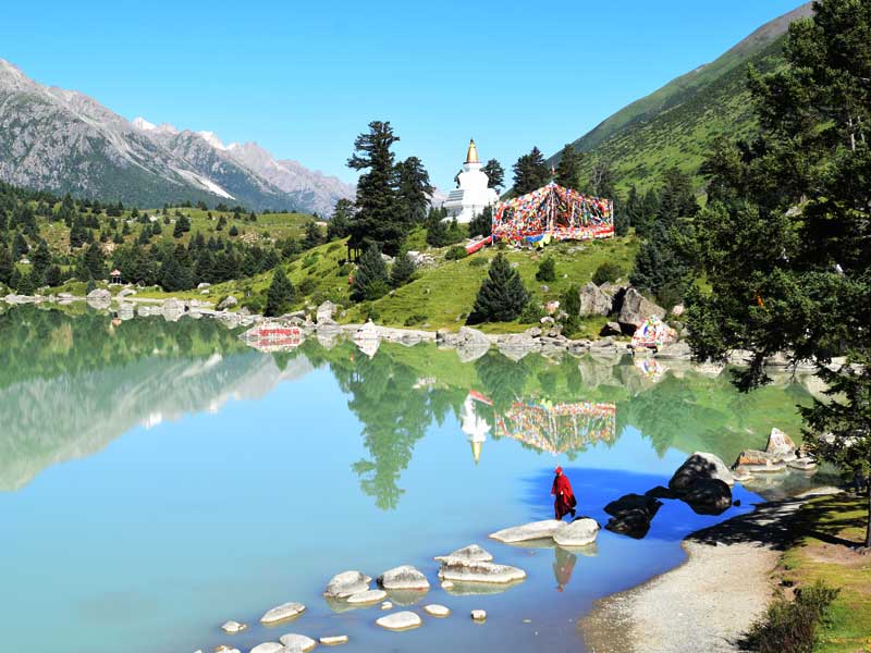 nun-by-the-lake