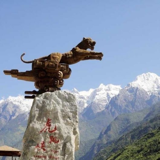 Tiger Leaping Gorge Hiking