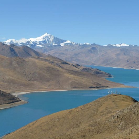 yamdrok-tso on Tibet 5 days
