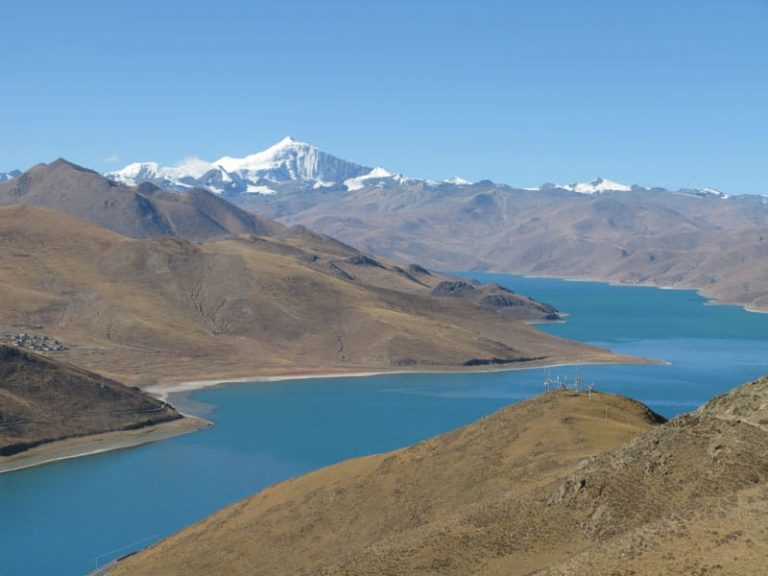 yamdrok-tso on Tibet 5 days