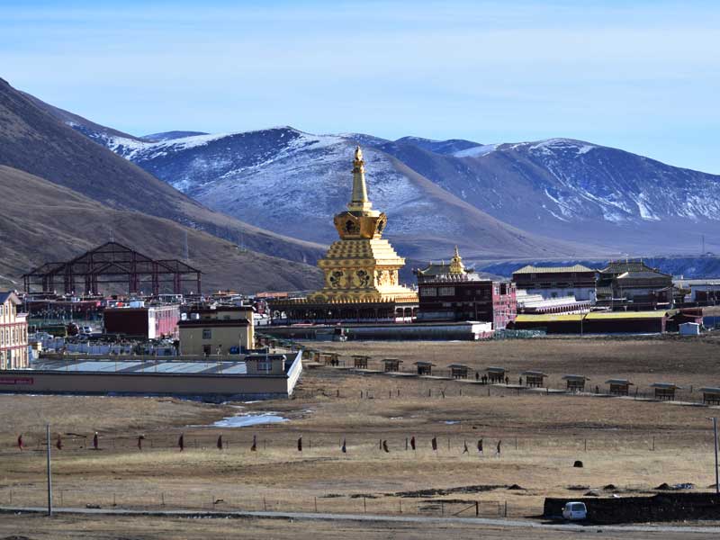 yarchen chorten